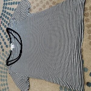 5/$20 Woman's better be shirt size large very soft